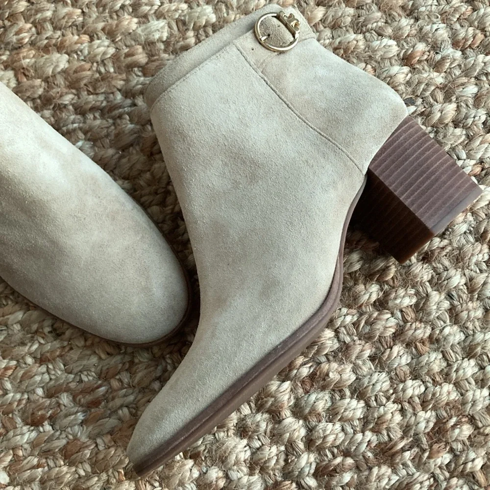 New: Tory Burch Sophia 65mm Suede Bootie. Size 8.5